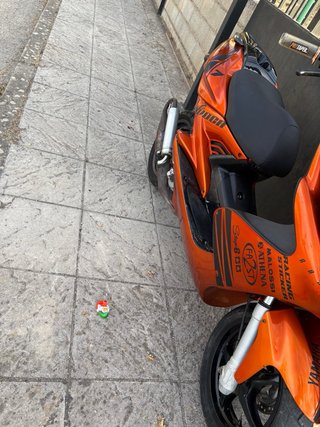 Yamaha Aerox Naranja