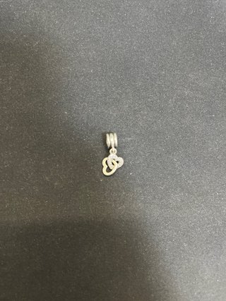Pulsera Pandora con broche de corazon y 5 charms