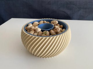 Bowl con compartimento para cáscaras