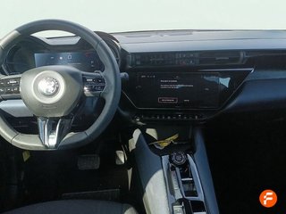 Alfa Romeo Junior Ibrida 107kW (145CV)