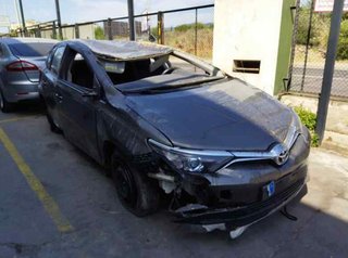Tapa motor 126010y010 toyota auris 1.4 d-4d 223923