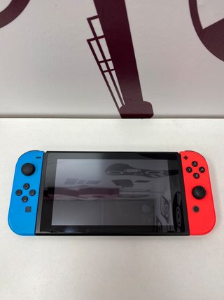 Consola Nintendo Switch HAC-001 (-01)