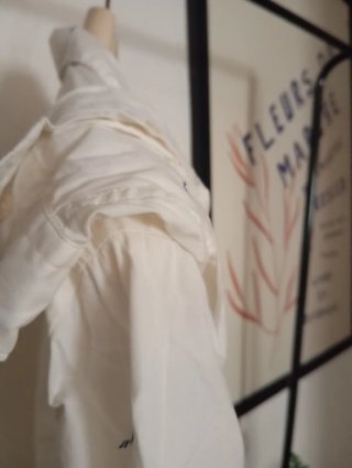 Camisa blanca estampada