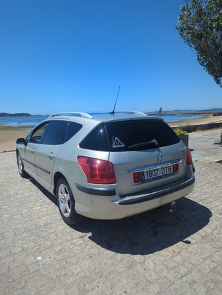 Peugeot 407 2.0hdi 136