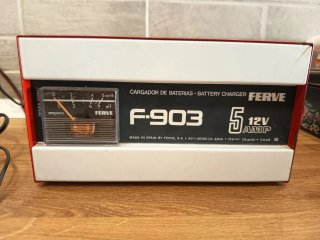 Cargador Baterías Vintage FERVE F-903 12V 5A