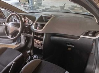 Peugeot salpicadero 207 x-line 468280