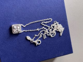 Collar pandora Plata Cuadrado Brillante