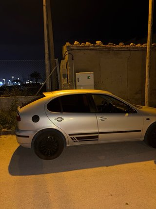 SEAT Leon 2001