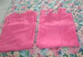 Cortinas rosas de gasa