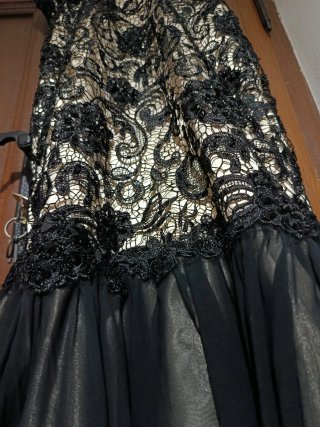 Vestido De Fiesta Largo De Pronovias Negro Encaje.