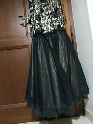 Vestido De Fiesta Largo De Pronovias Negro Encaje.