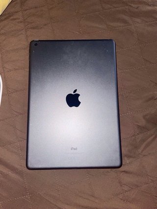 iPad 7.ª generación Plata