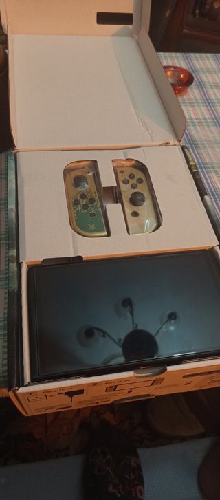 Nintendo Switch Edición Zelda + Hyrule Warriors