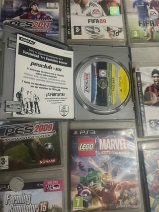 Confezione 12 Giochi PS3: FIFA, PES, LEGO, UFC, TMNT