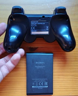 PlayStation TV + Mando + Juego + Accesorios
