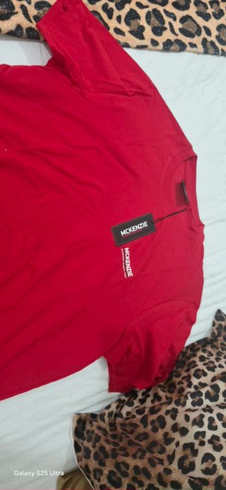 Camiseta McKenzie Roja