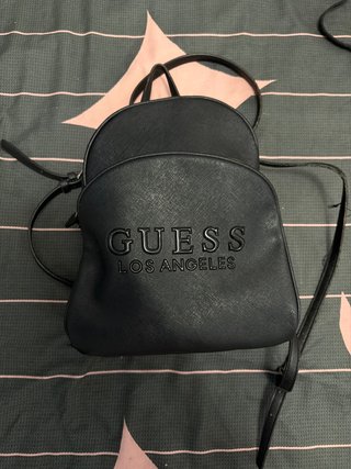Mochila Guess Negra