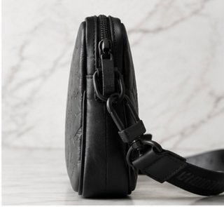 Bandolera Louis Vuitton Negra