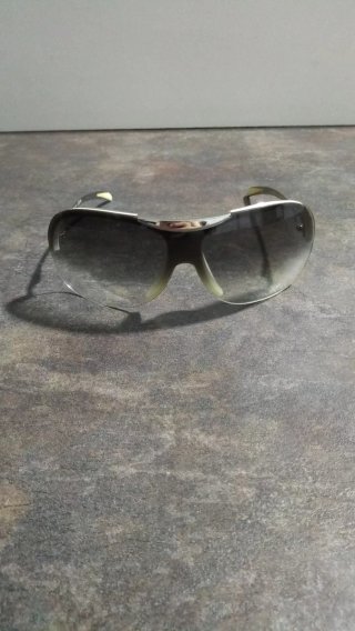 Gafas de Sol Chanel Negro y Plata