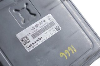 Centralita audi 03l906023m a3 (8p1) 1.6 tdi 129857