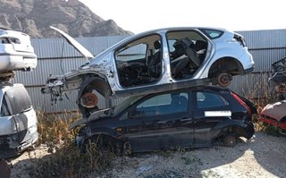 411769 bm51-13w030-af faro ford focus lim. (cb8)