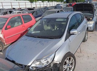 411769 bm51-13w030-af faro ford focus lim. (cb8)