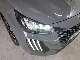 Peugeot 208 Allure HYBRID 110 eDCS6