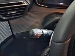 Peugeot 208 Allure HYBRID 110 eDCS6