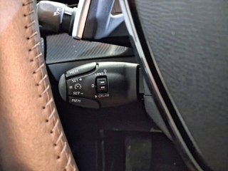 Peugeot 208 Allure HYBRID 100 eDCS6