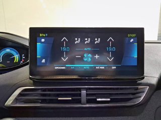 Peugeot 3008 Hybrid 225 e-EAT8 Allure Pack
