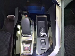 Peugeot 3008 Hybrid 225 e-EAT8 GT