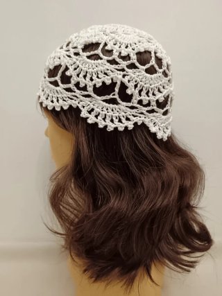 Cappellino uncinetto stile boho