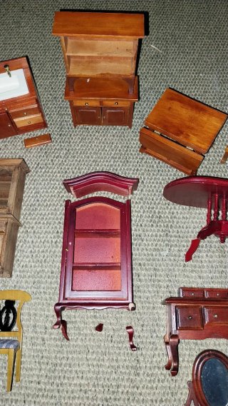 Muebles de casa de muñecas madera para restaurar