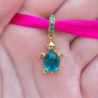 CHARM TORTUGA AZUL DORADA
