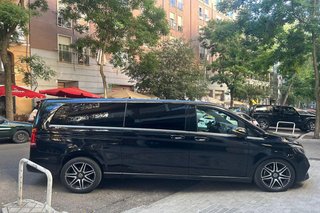 Mercedes Benz Clase V V 300 d AMG Line VIP Extralarga 239cv
