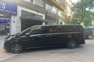 Mercedes Benz Clase V V 300 d AMG Line VIP Extralarga 239cv