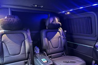 Mercedes Benz Clase V V 300 d AMG Line VIP Extralarga 239cv