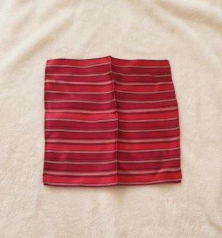 Giacchetta da cerimonia rossa con foulard abbinato