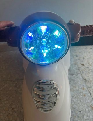 Vespa correpasillos EZ PLAY