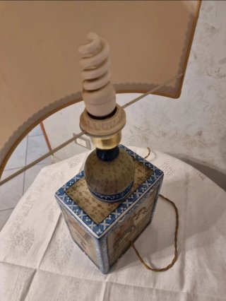 Lampada ceramica decorata elefante