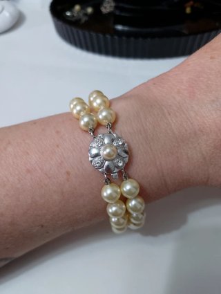 Bracciale perle vintage con chiusura gioiello