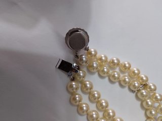 Bracciale perle vintage con chiusura gioiello