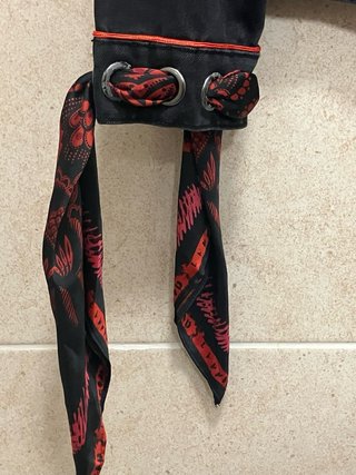 Chaqueta Desigual Negra con Tachuelas y Bordados
