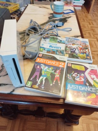 Console Nintendo Wii + 4 Giochi