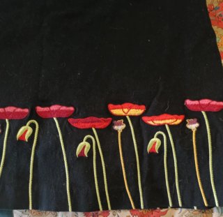 Falda negra Nicola Quilter