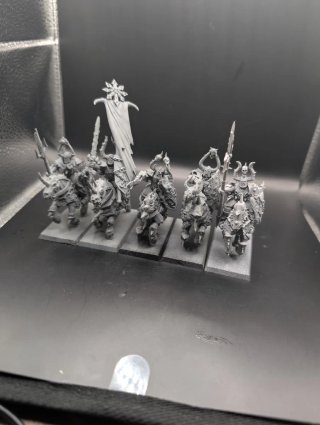 Warhammer Caballeros del Caos Montados a caballo