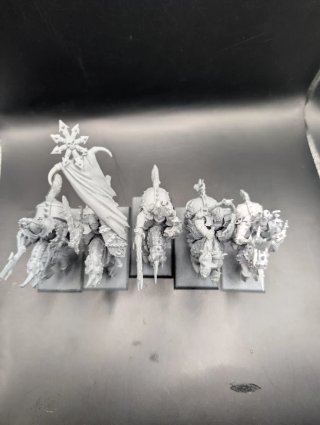 Warhammer Caballeros del Caos Montados a caballo