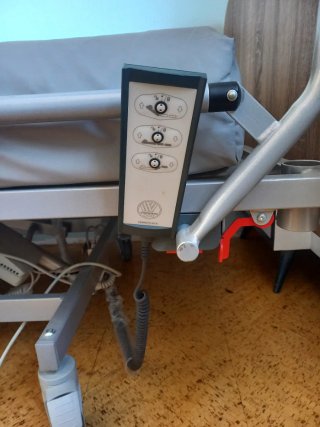 Cama articulada individual madera y metal