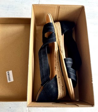 Sandalias negras ante Made in Spain T42