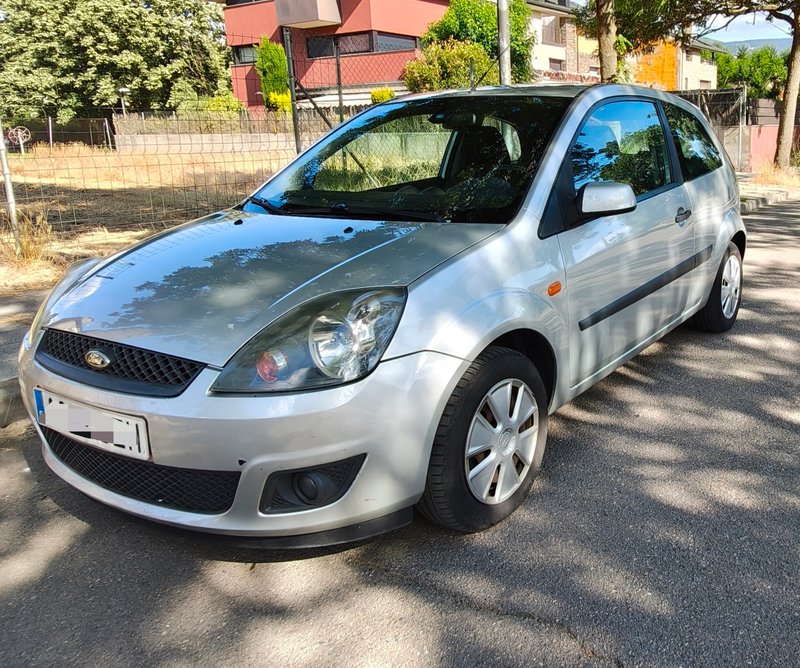 Ford Fiesta 2006 - foto 1